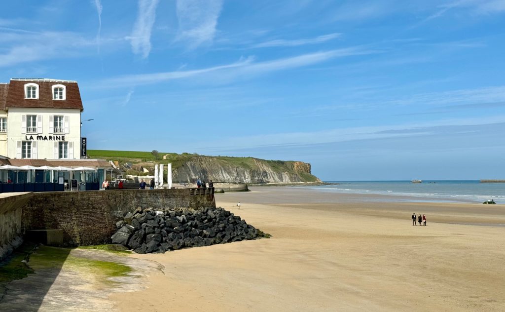 long beach in Normandy for cycling (north France)